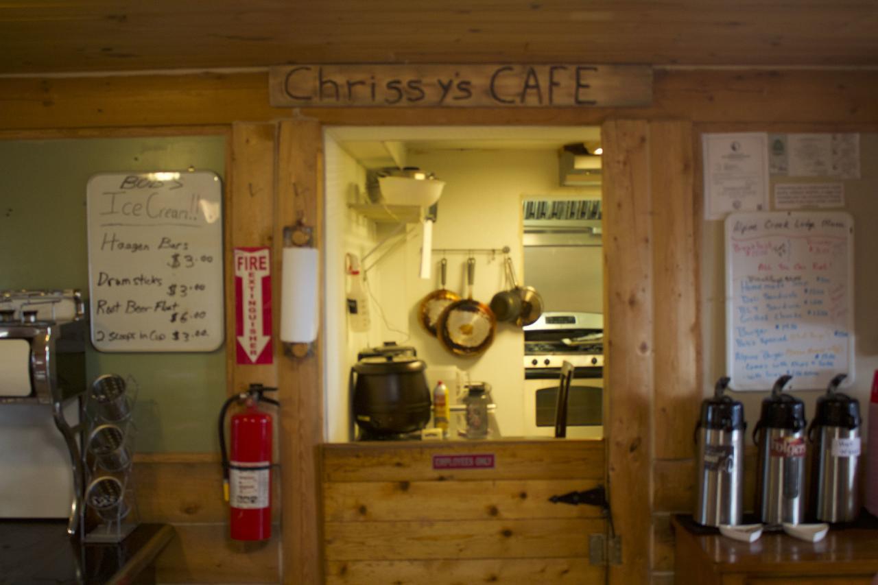 Alpine Creek Lodge Cantwell エクステリア 写真