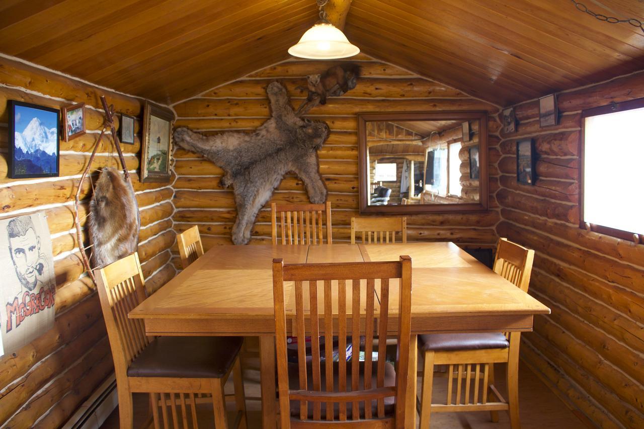 Alpine Creek Lodge Cantwell エクステリア 写真